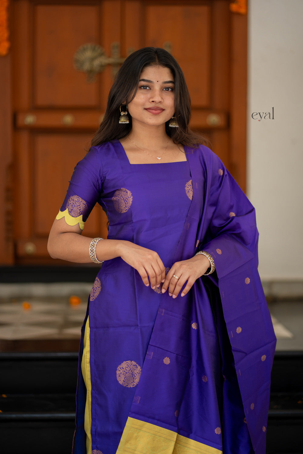 Dhriya
