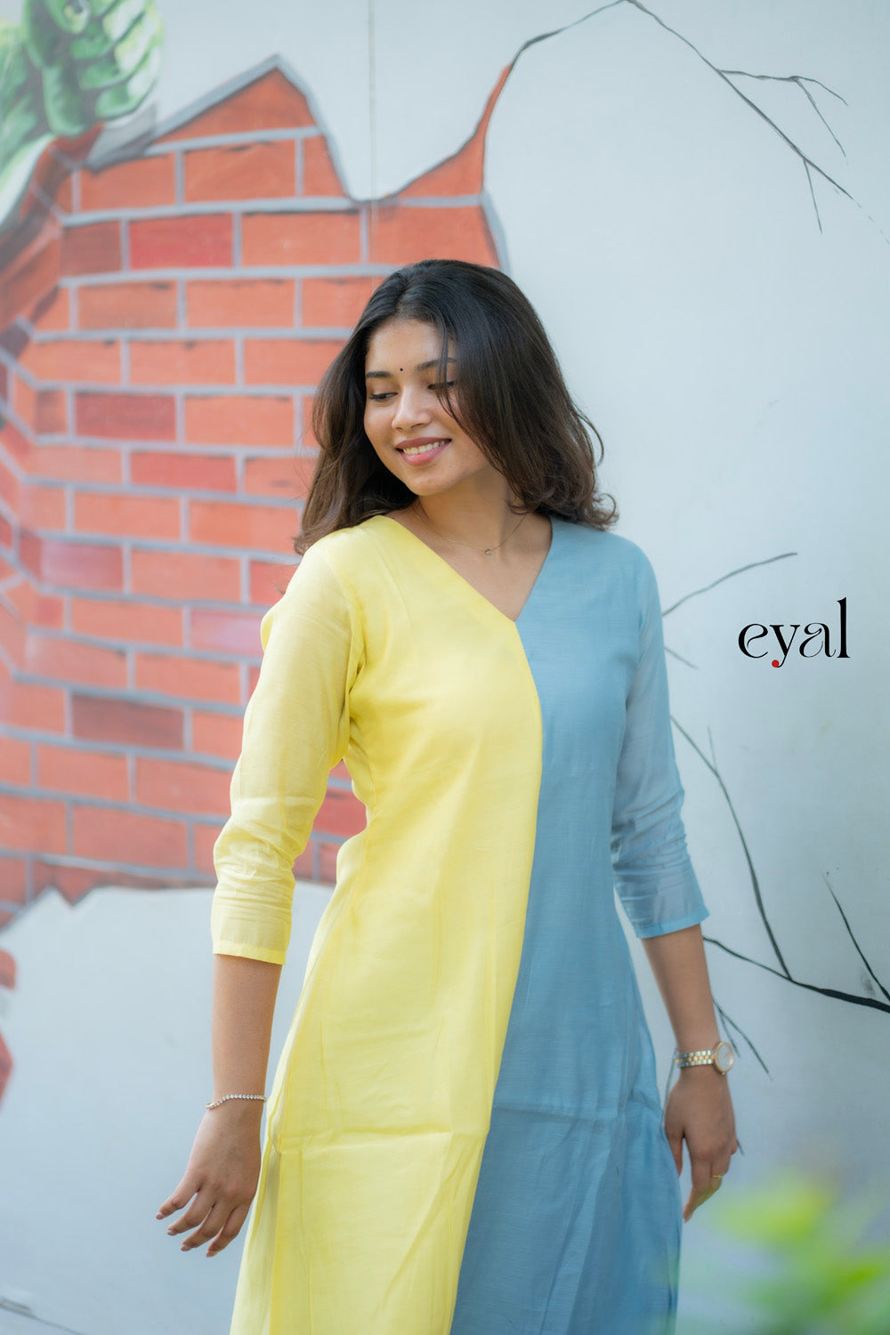 Lemon Sky Asymmetry Kurti
