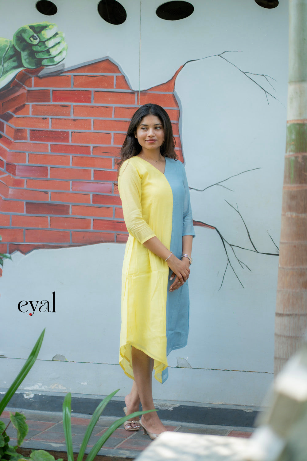 Lemon Sky Asymmetry Kurti