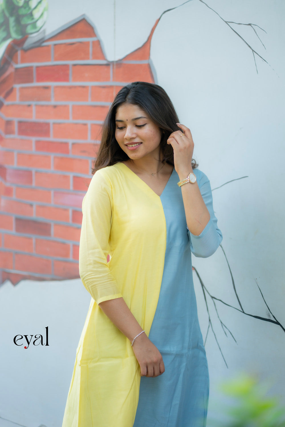 Lemon Sky Asymmetry Kurti