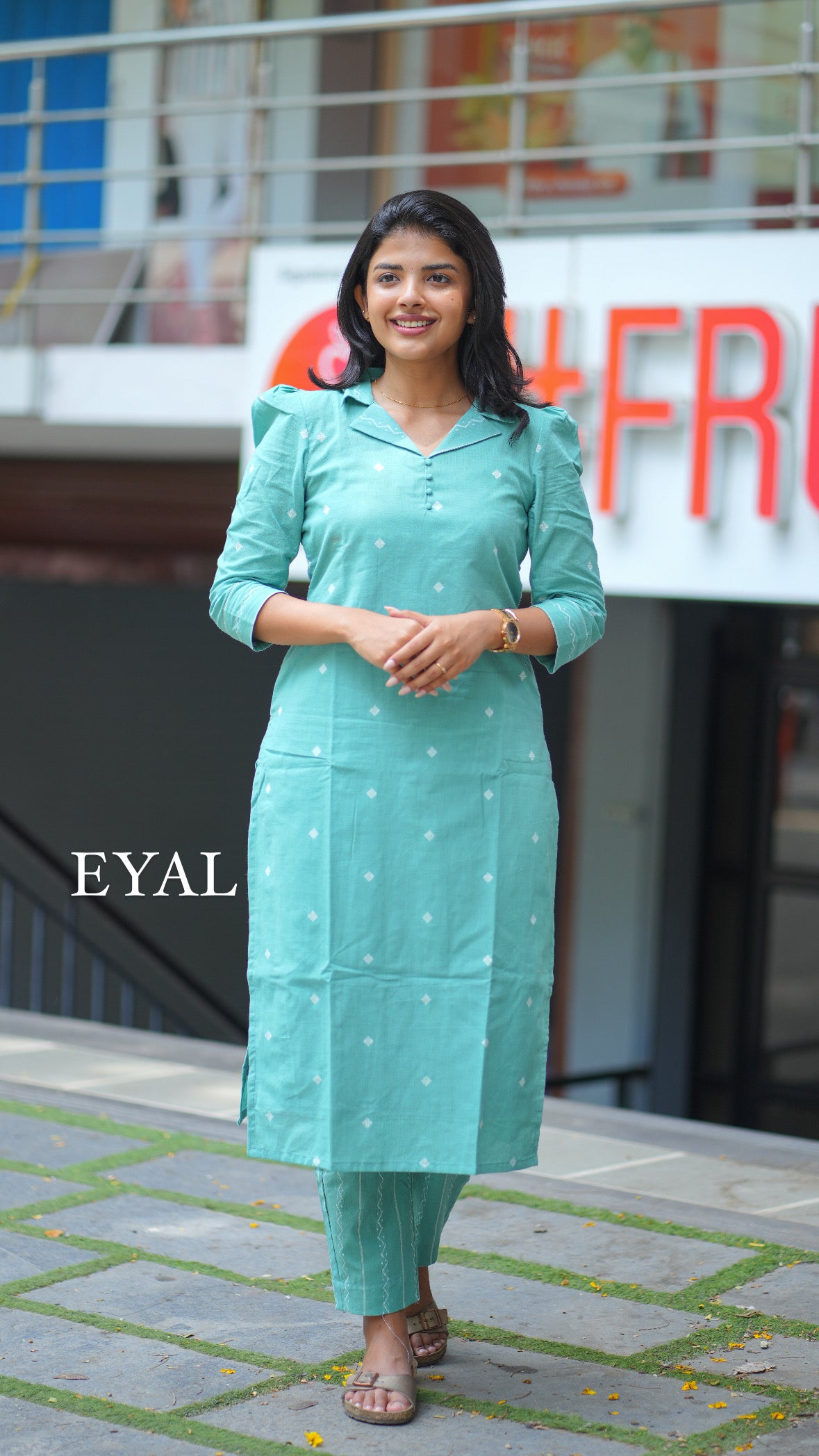 Minted - 1537
