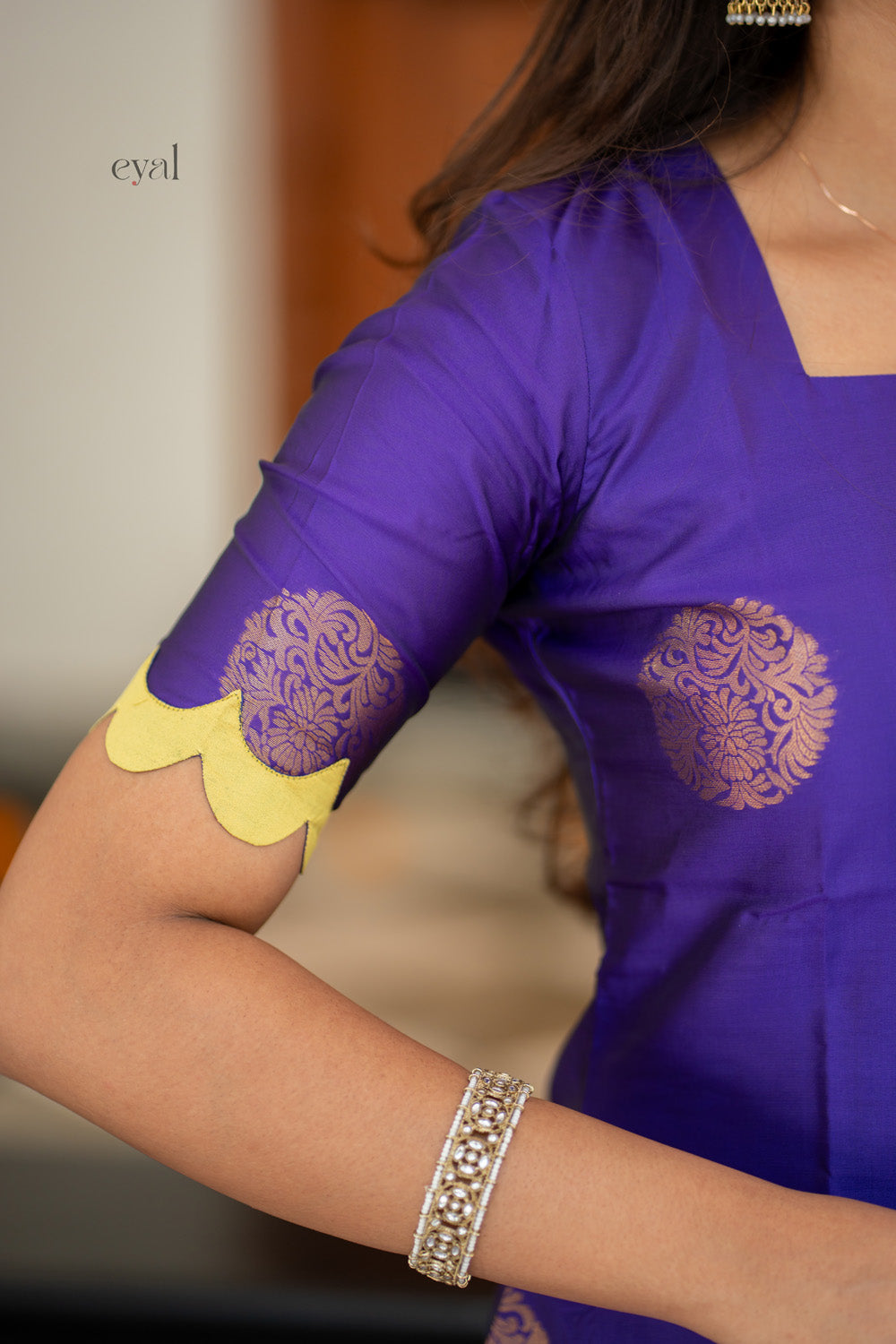 Dhriya