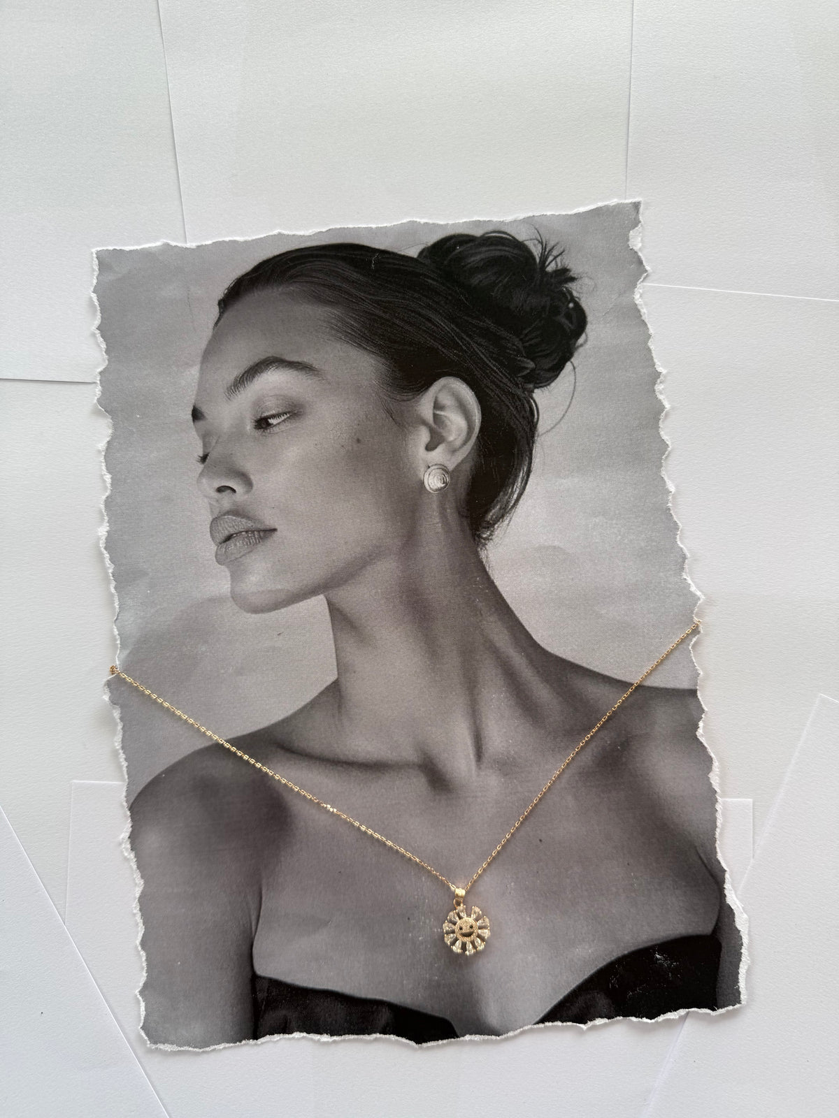 Elara Sun chain