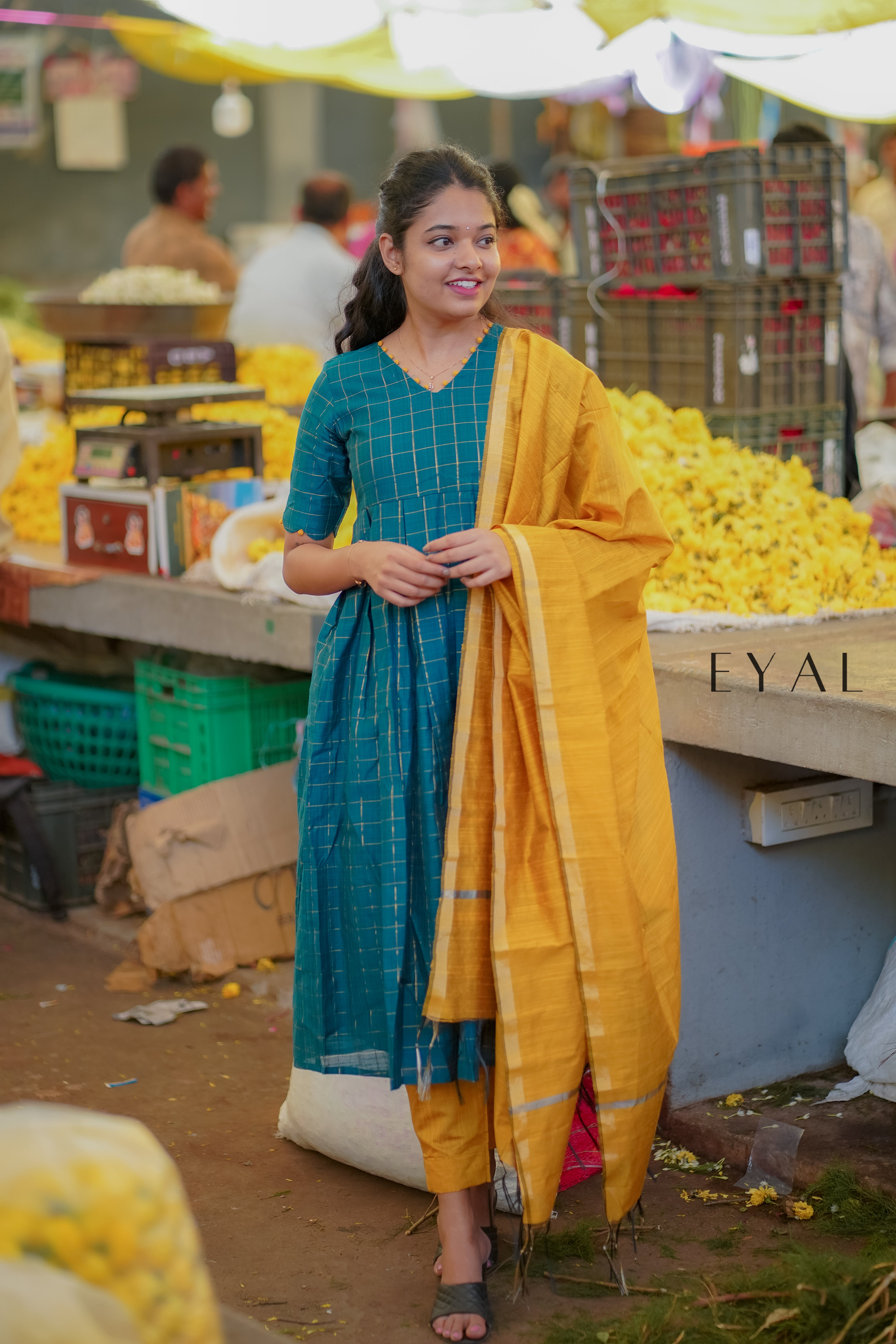 Mayil -1579