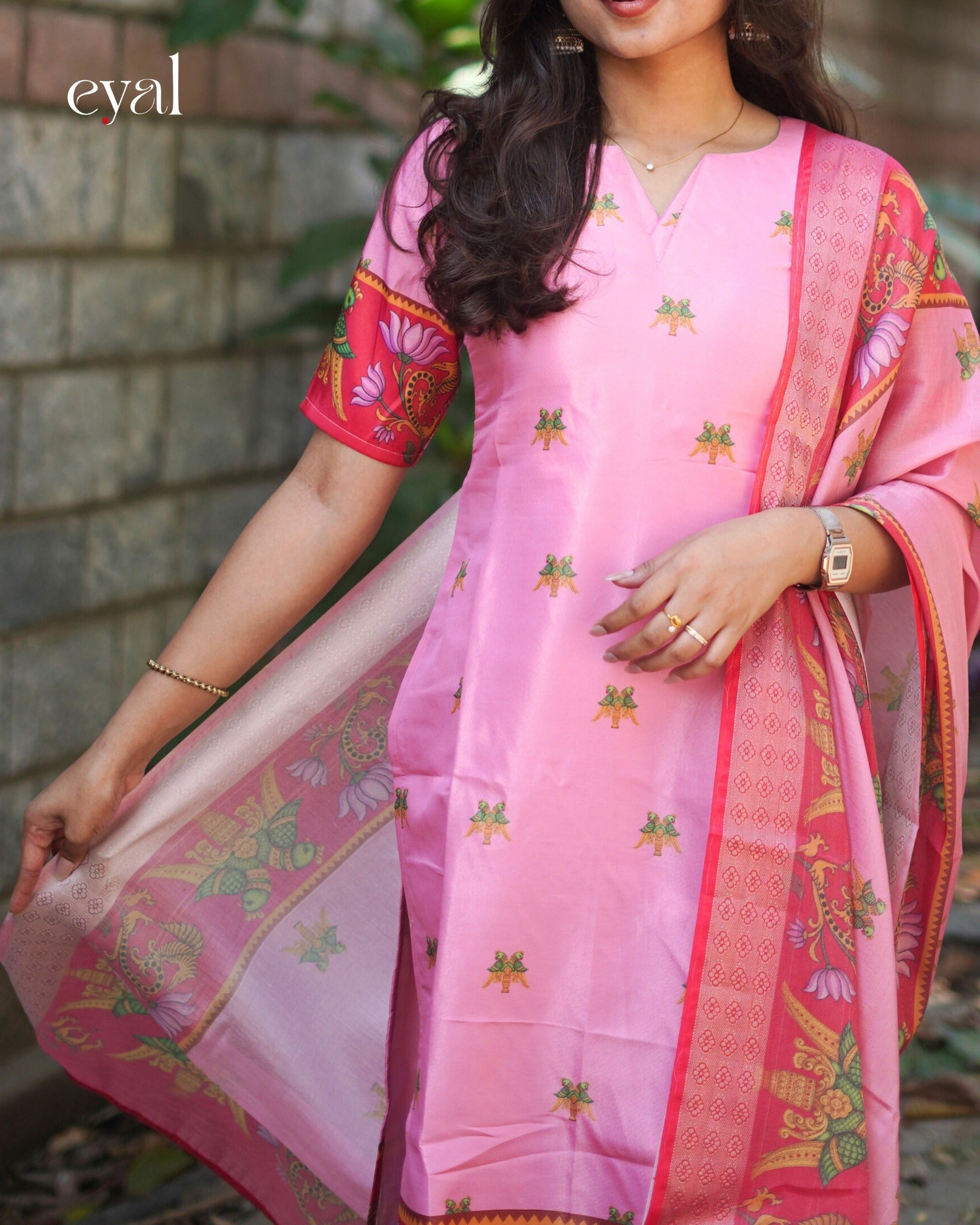 Tanjore canvas kurti with dupatta