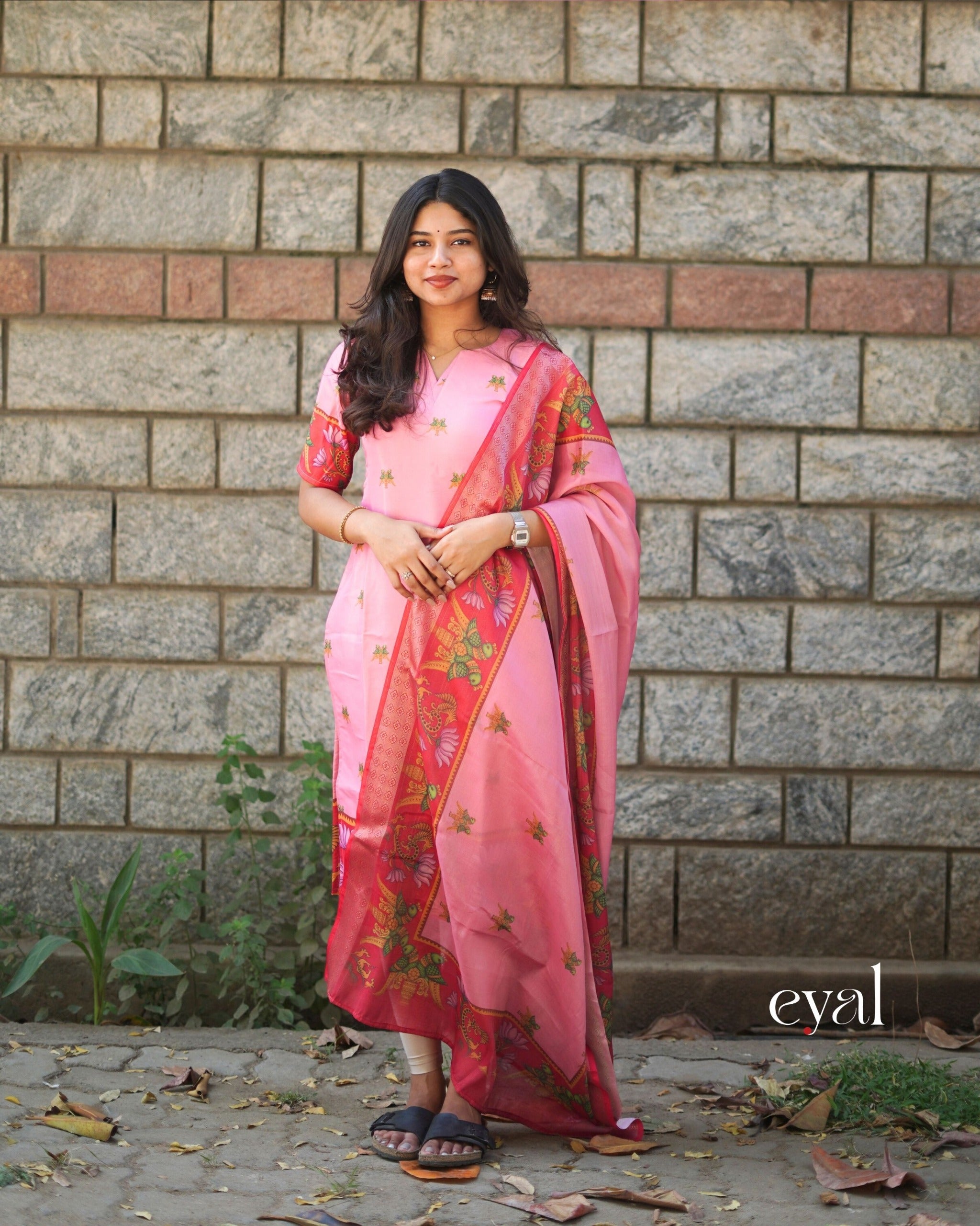 Tanjore canvas kurti with dupatta