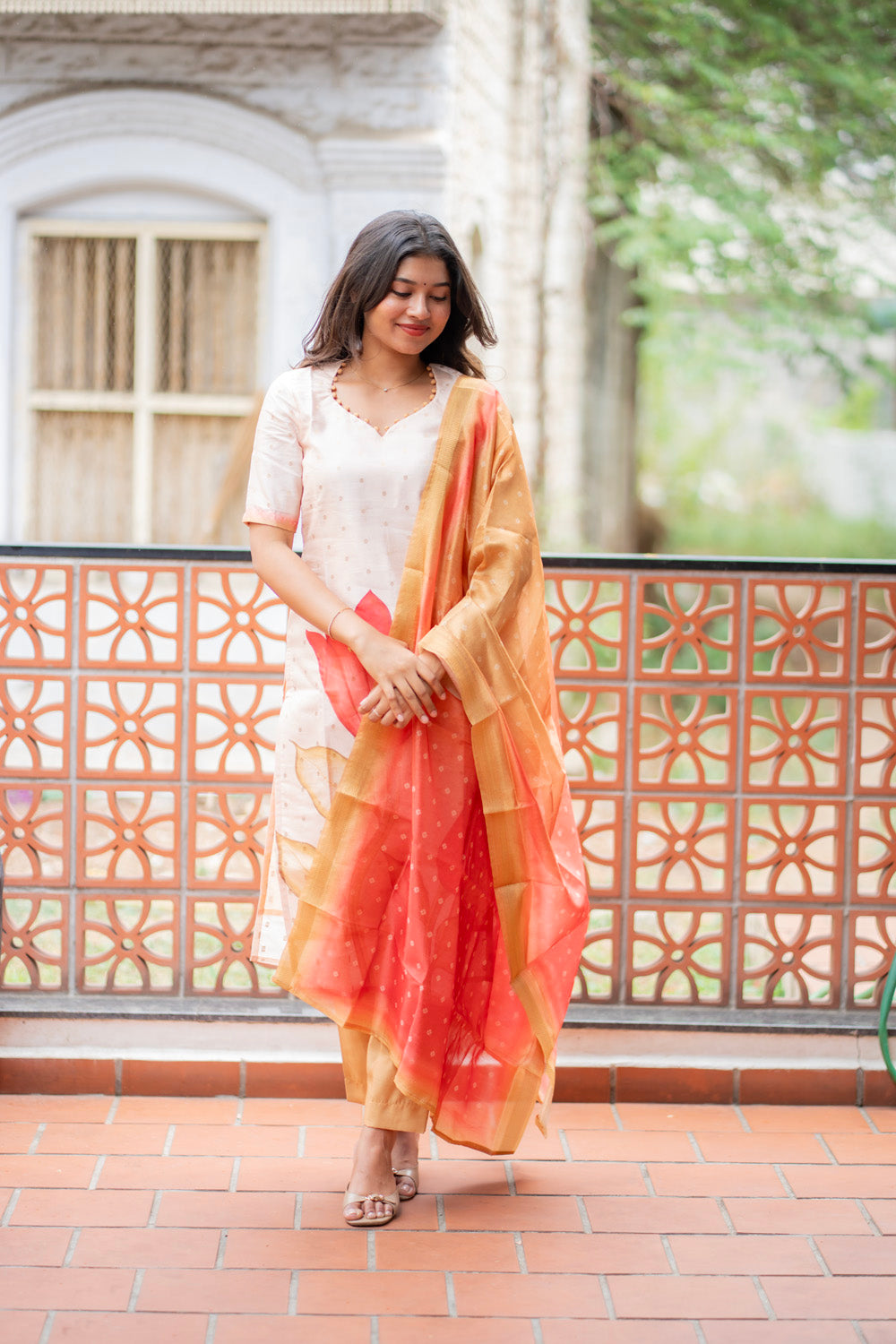 Coral gulab set