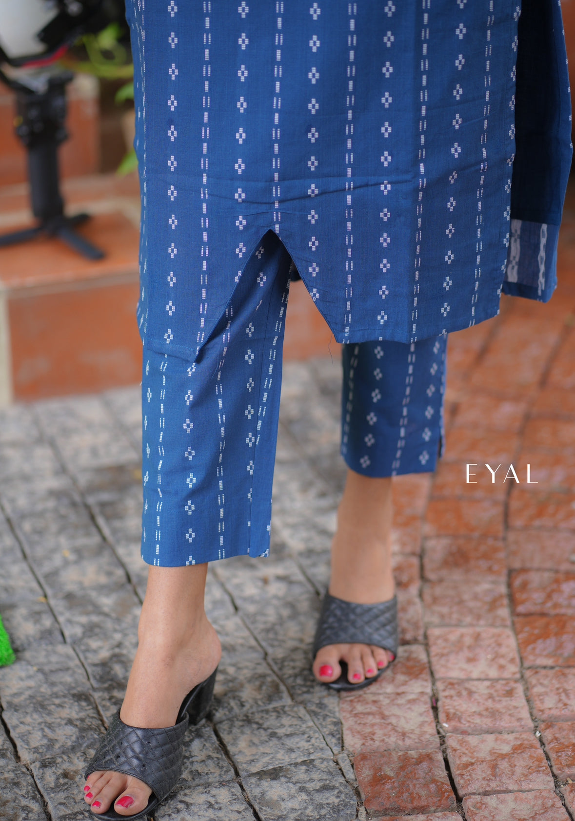 Blue hues -1532