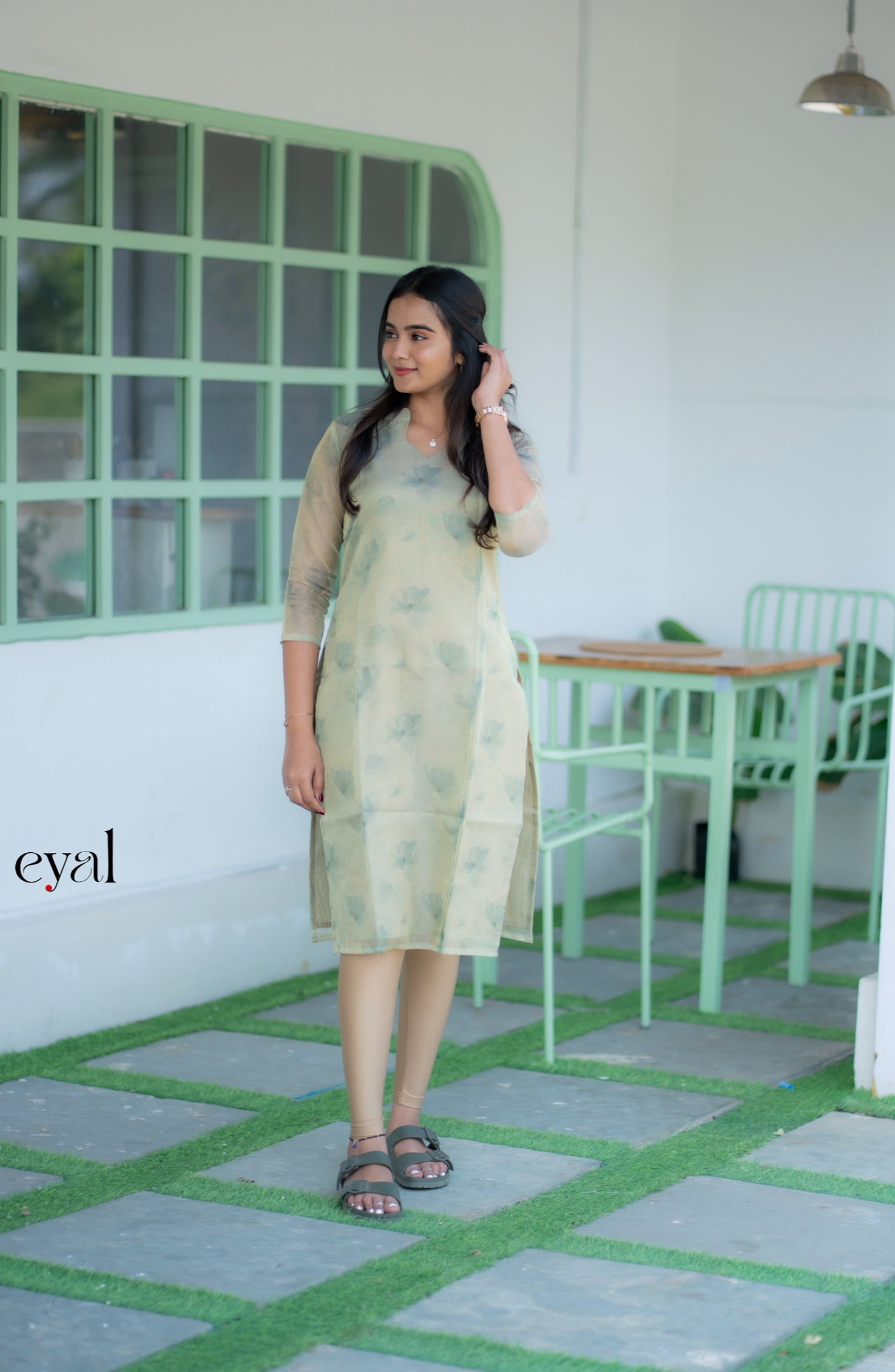 Willow veil kurti