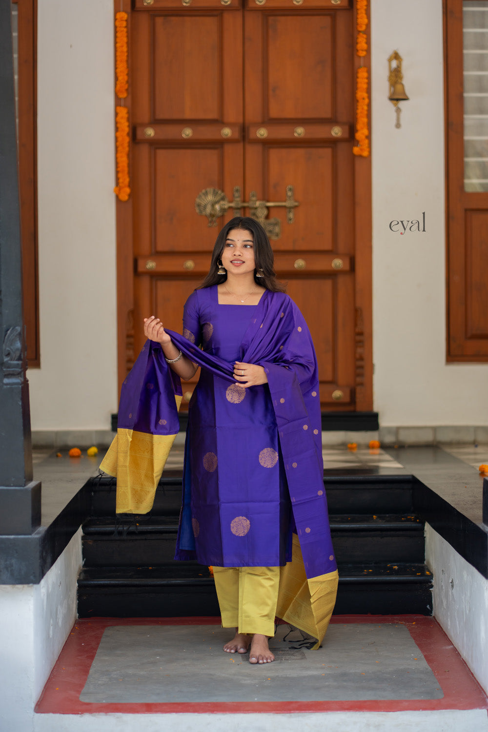 Dhriya