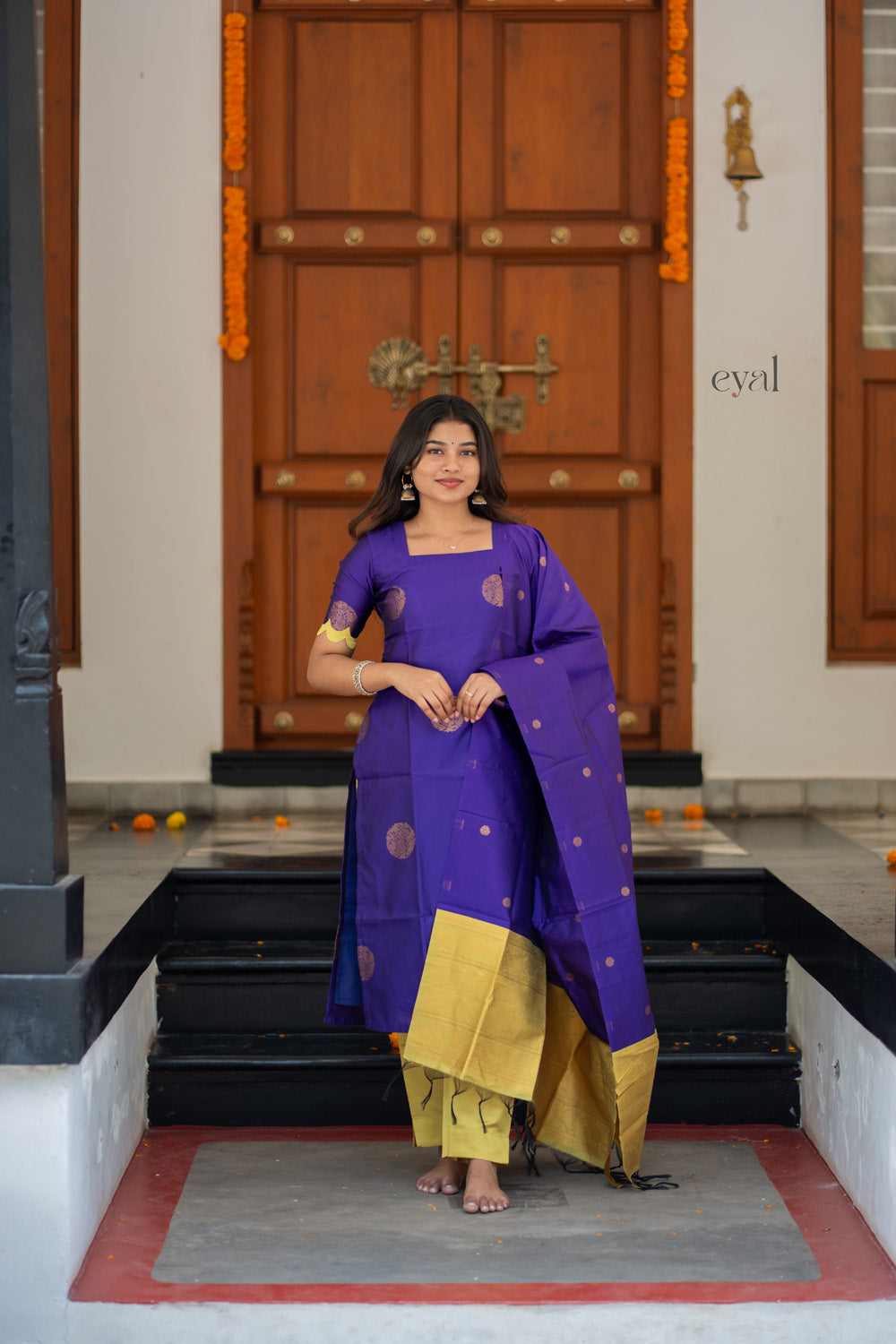 Dhriya