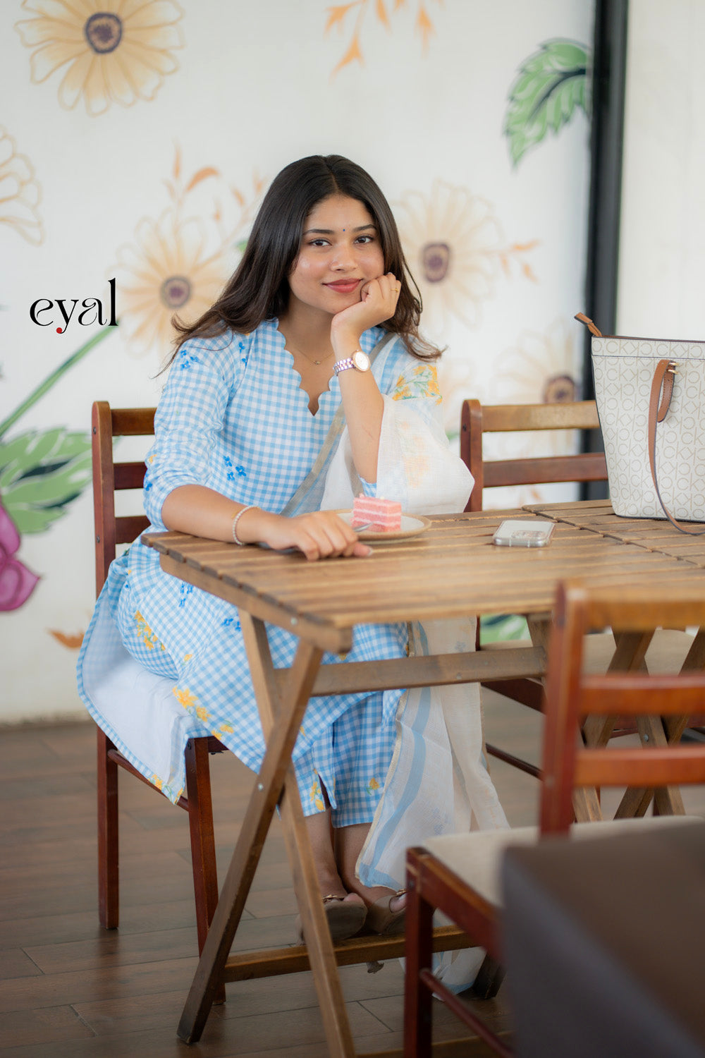 Daisy Whisper linen kurta suit
