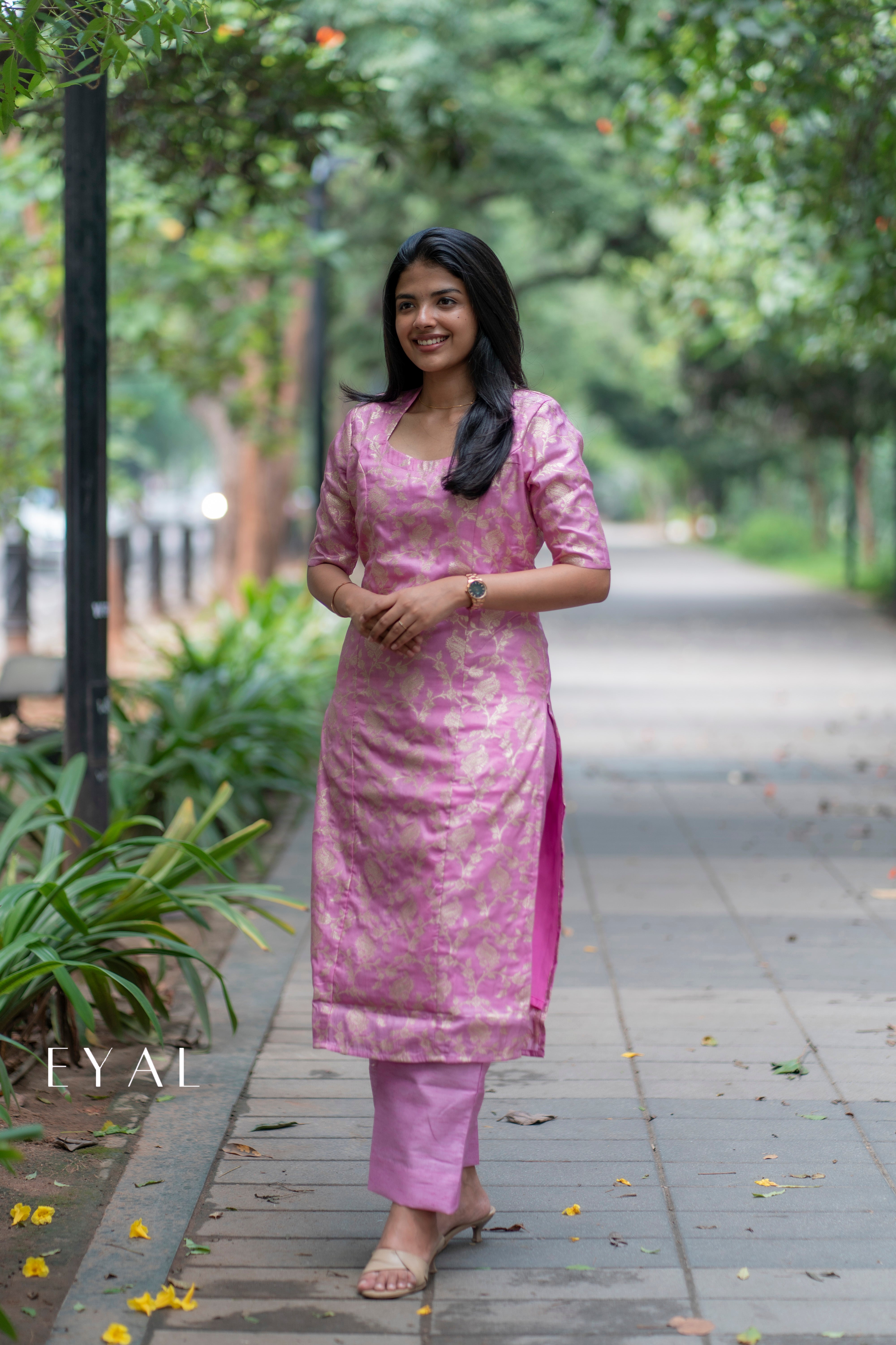 Pink banaras kurta set - 1399