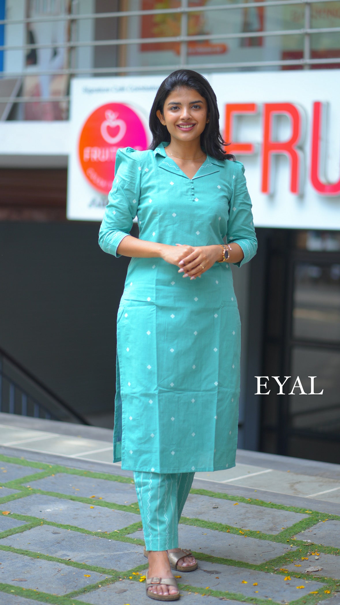 Minted - 1537