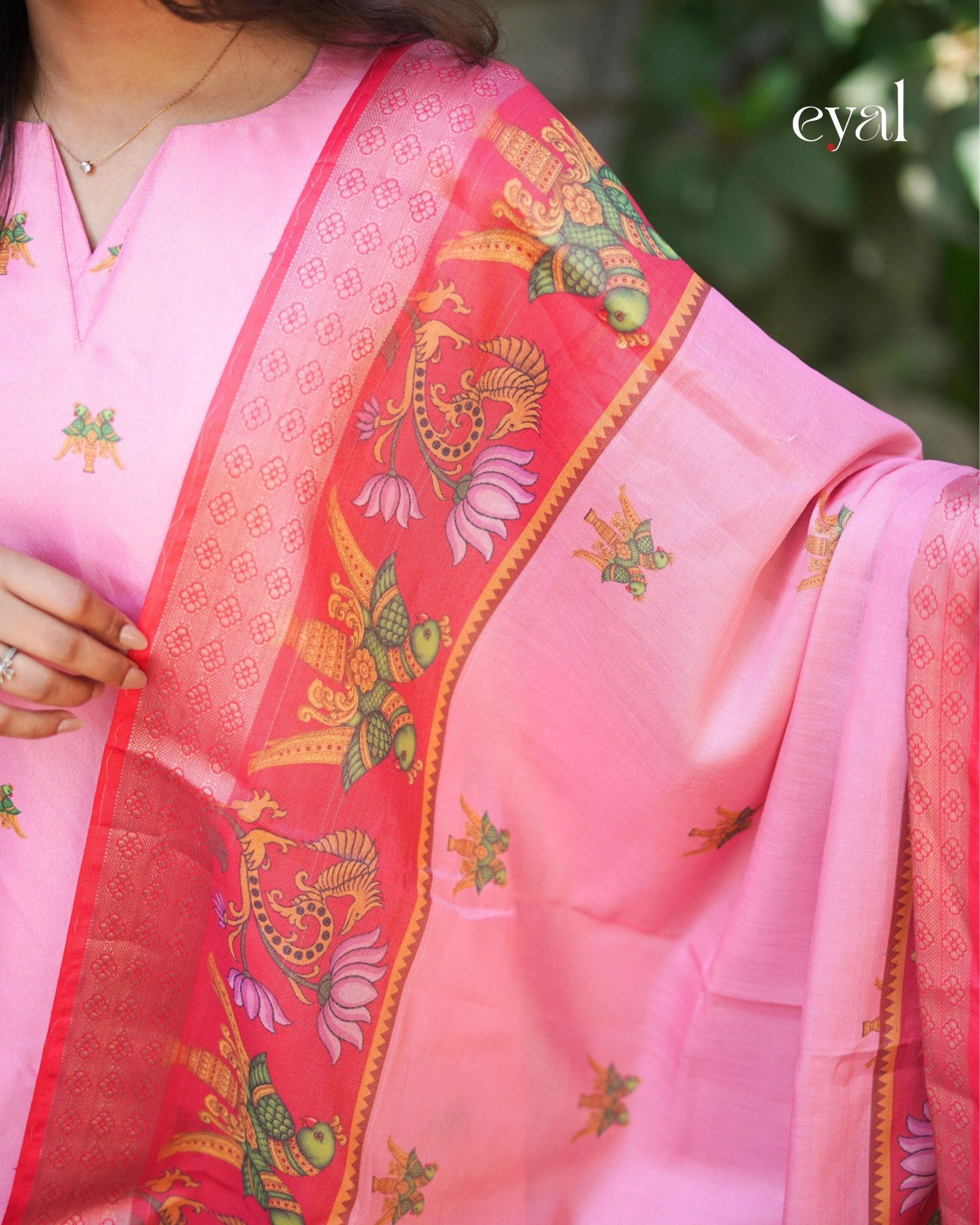 Tanjore canvas kurti with dupatta
