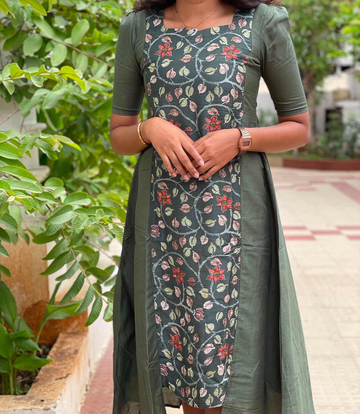 Plain green silk georgette with semi tussar kalamkari print - 799