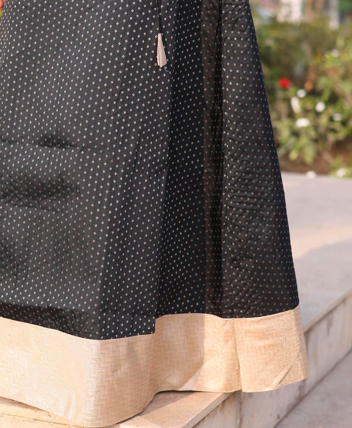 Black banaras gown -813